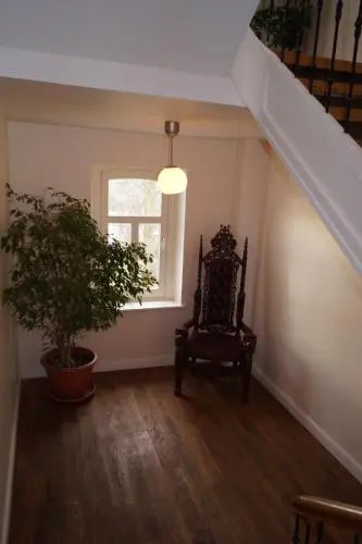Image 9