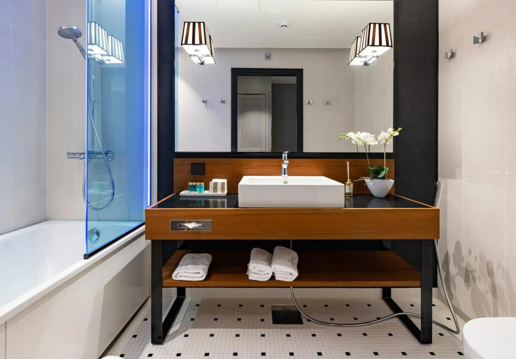 Hotel F6 - Général