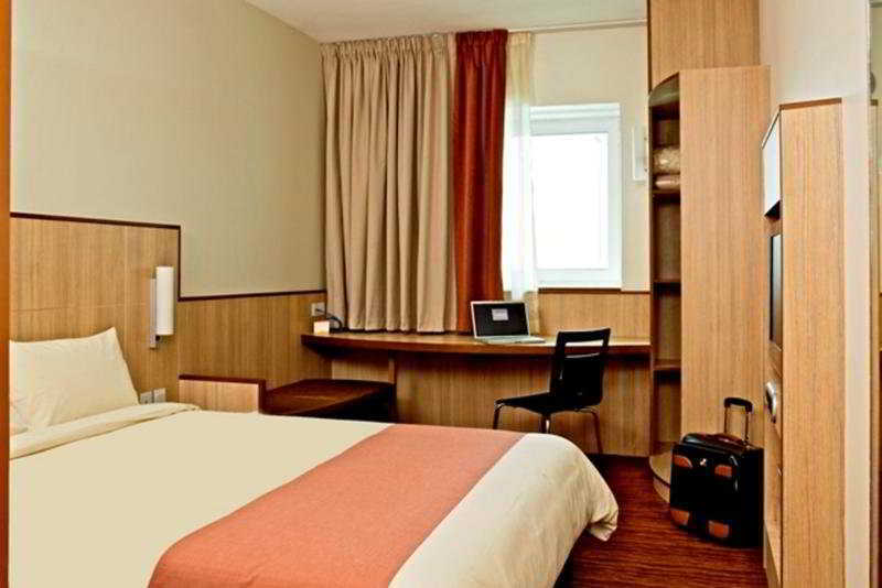 Ibis Al Barsha