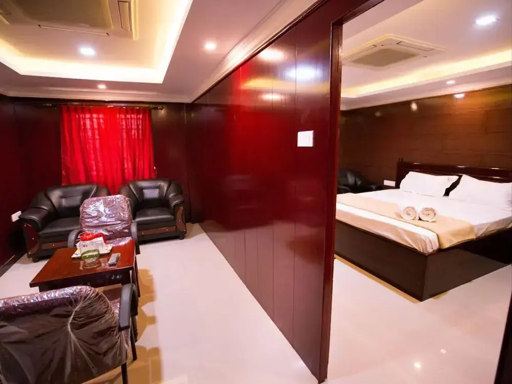 Hotel PVK Grand - Chambres