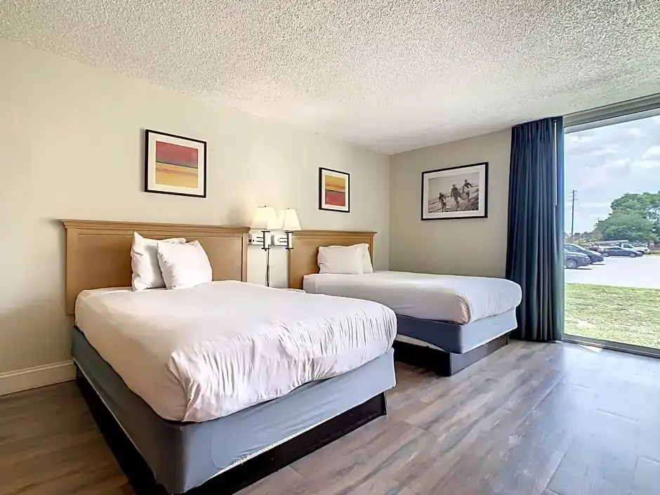 Sextuple Suite
