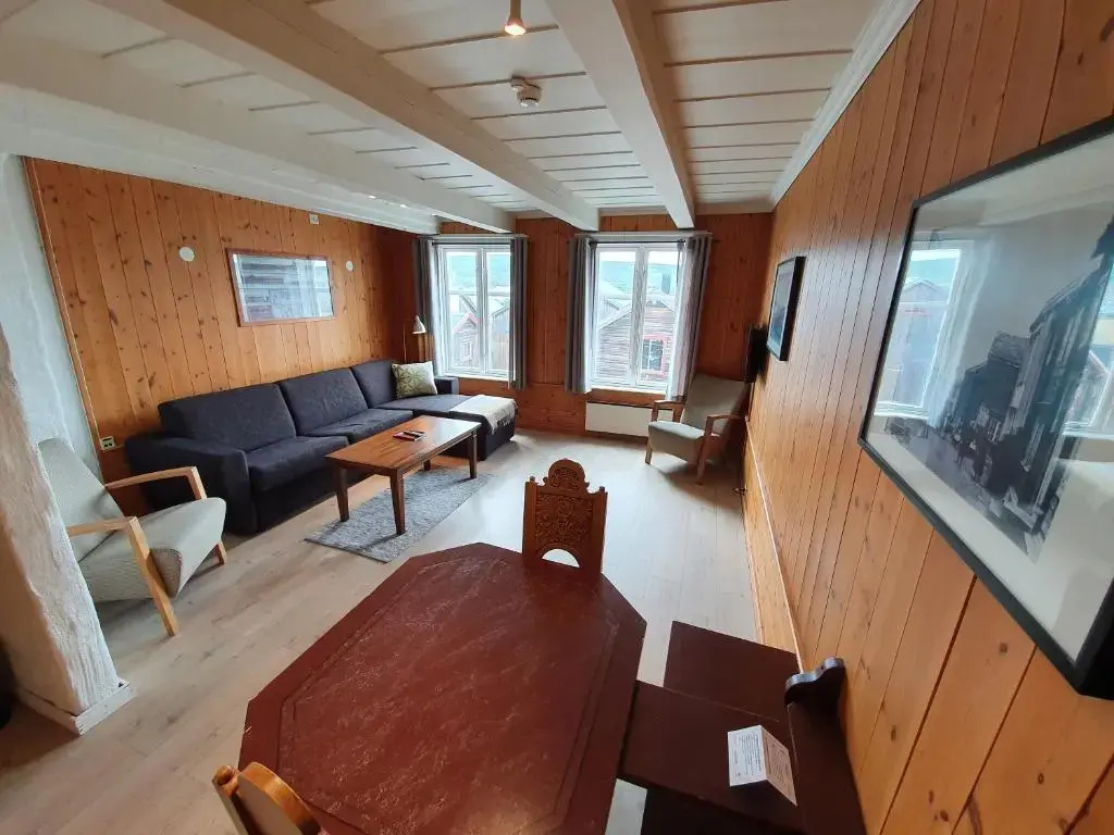 Standard Family room