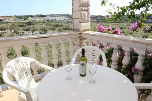 Peris Resort