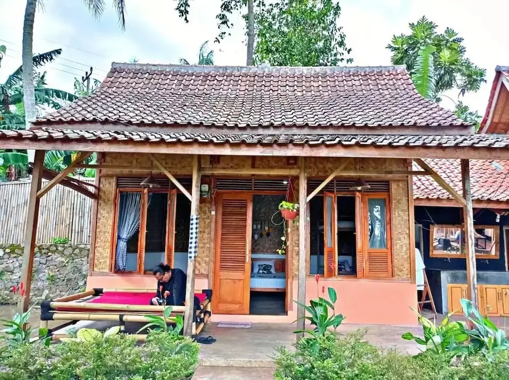 Cianjur Paddies Hostel