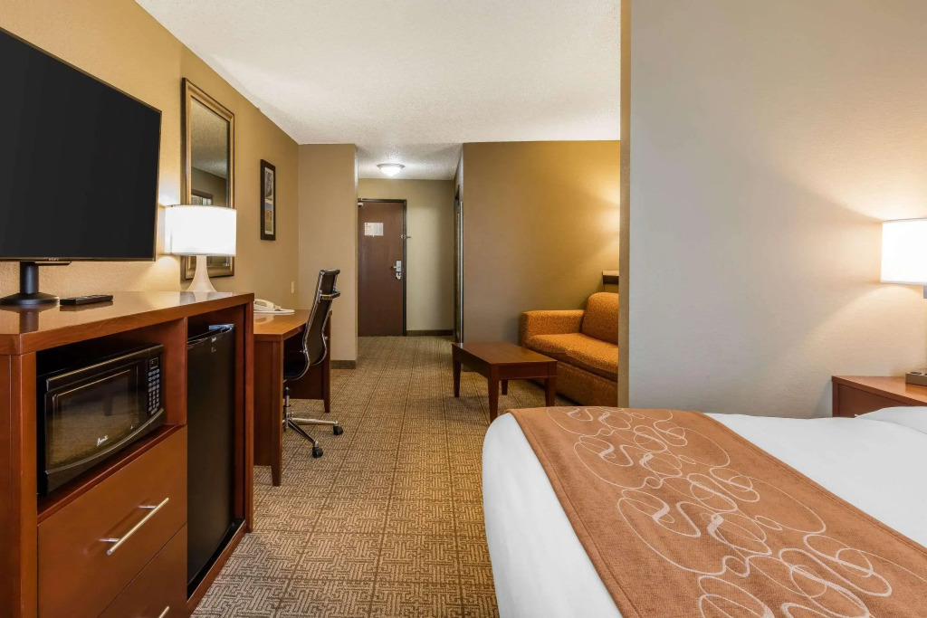 Comfort Suites Jonesboro University Area — фото 3