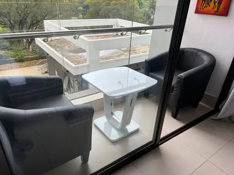 Lovely , cozy 1 bedroom with pool