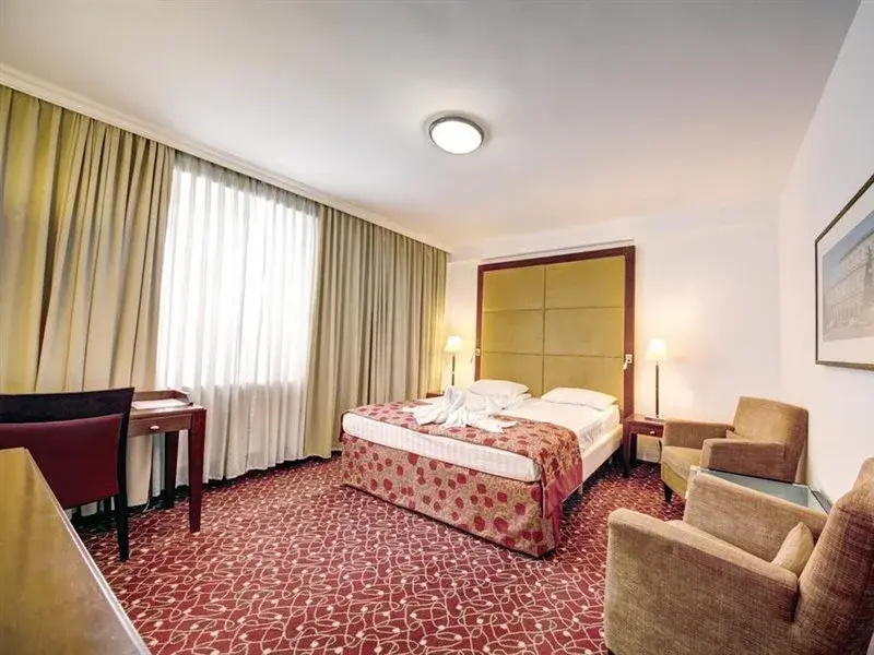 Hotel photo 7