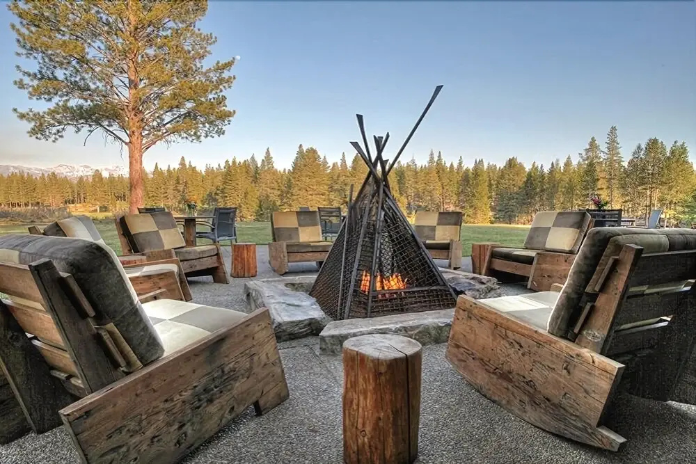 4BR Luxury Truckee Home by RedAwning