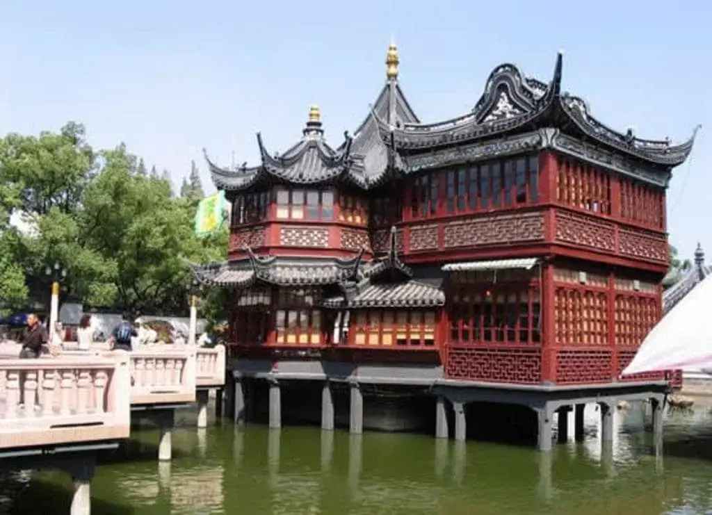 Shijia Inn On the Bund