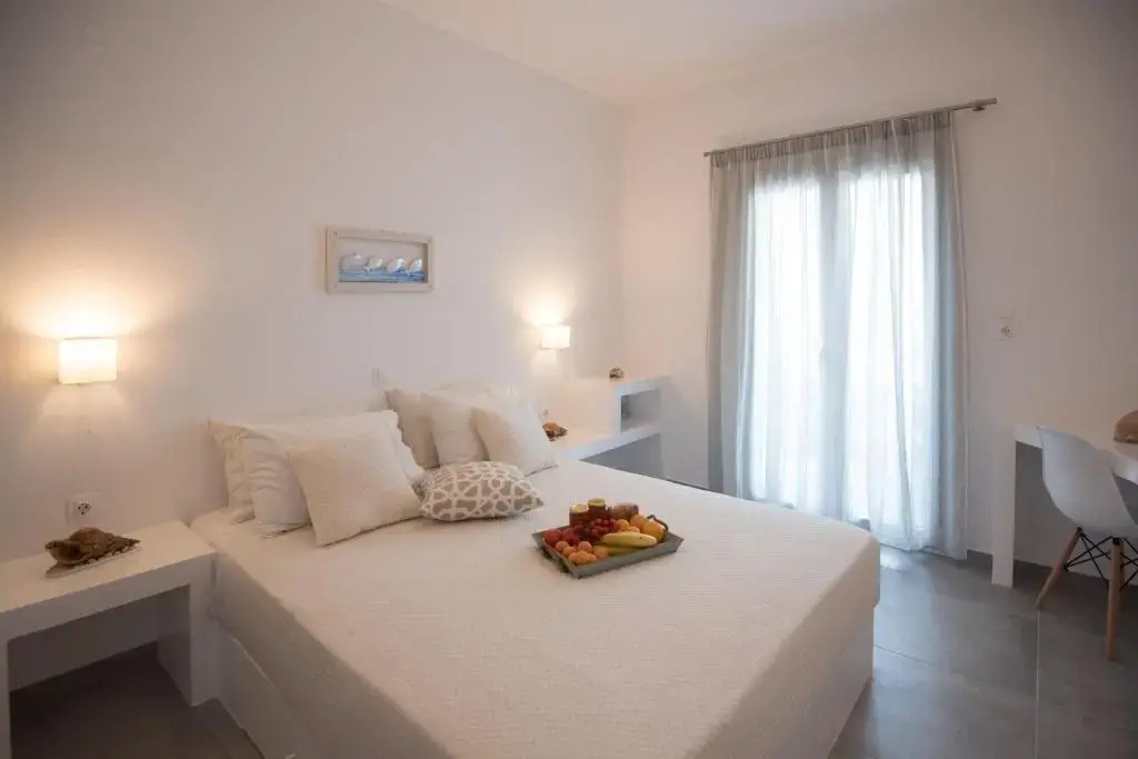 1 Bedroom Apartment with sea view