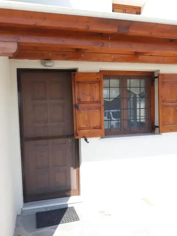 La petit Chariklia's House