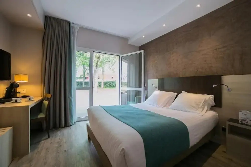 Voir la photo 4 — Hôtel de La Louée