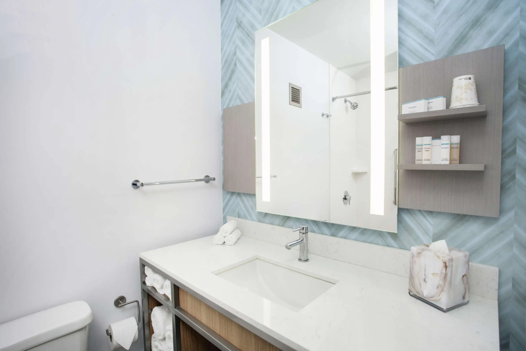 Hilton Garden Inn Chicago North Shore/Evanston - фото 9