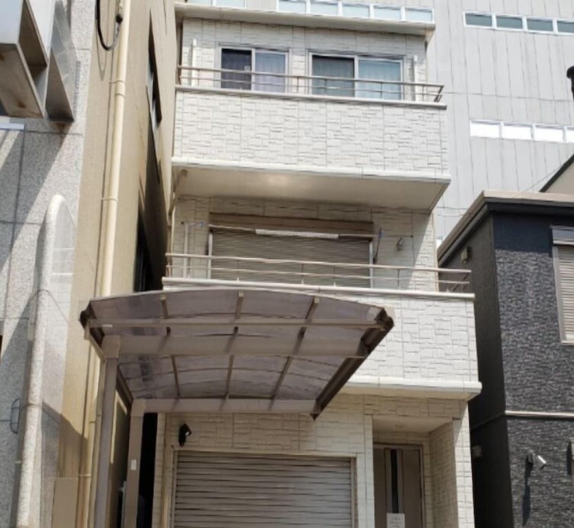 Ideal Namba House in Osaka