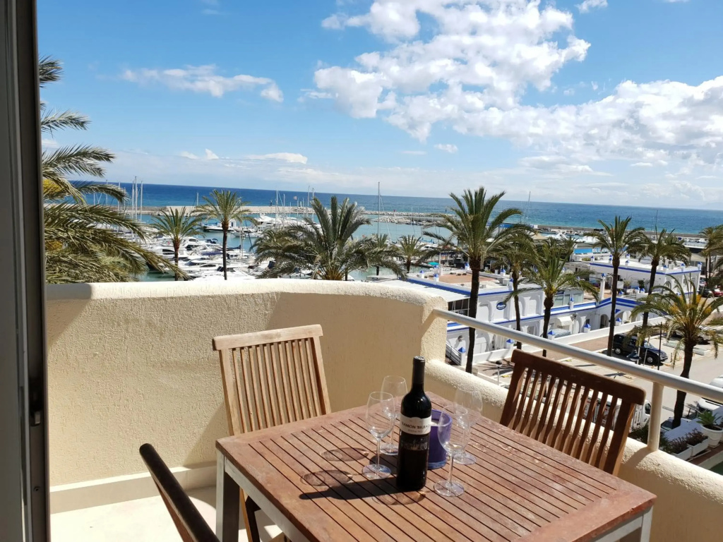 Fantastic Apartment In Front Of The Sea & Marina
