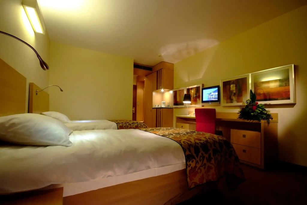Hotel photo 2