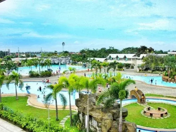 Beach & Waterfront