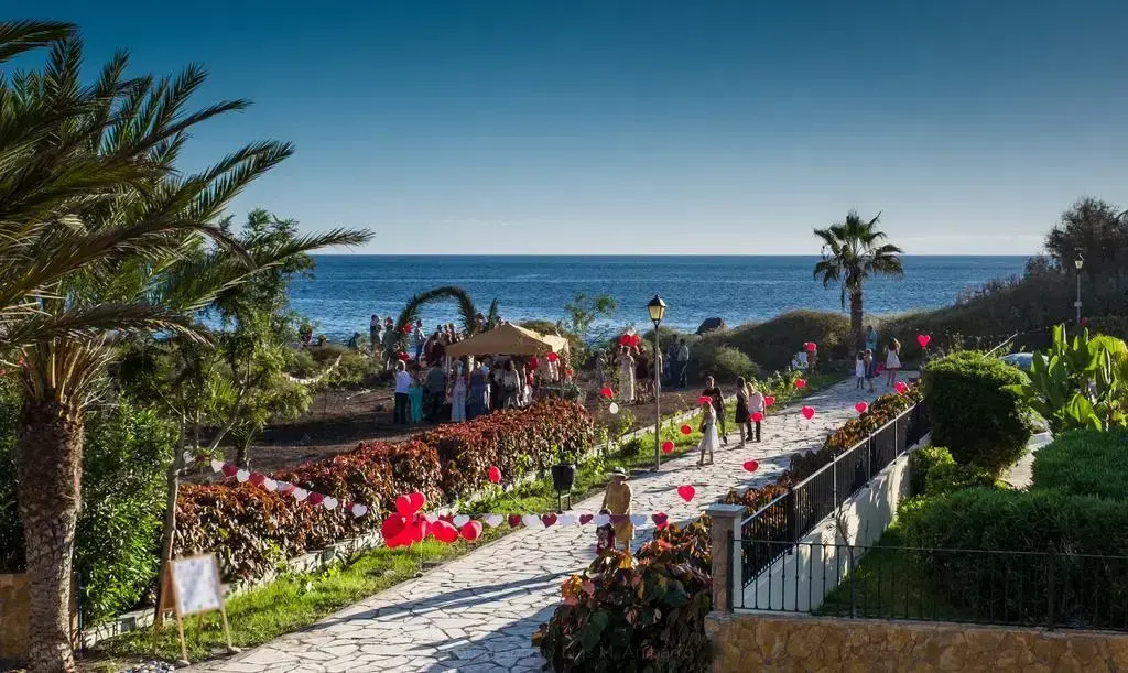 Beach & Waterfront