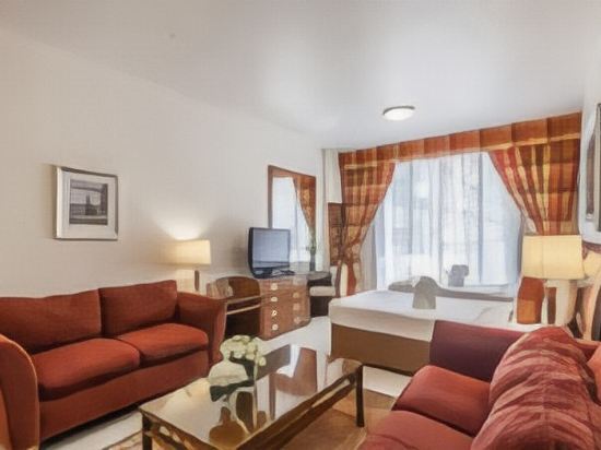 Golden Sands Hotel Apartments
