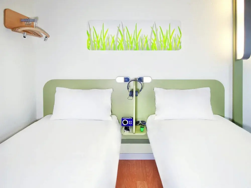 Standard Double room (twin beds)
