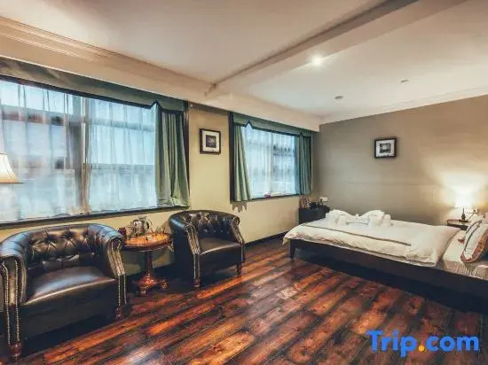 Standard Double room with balcony full double bed