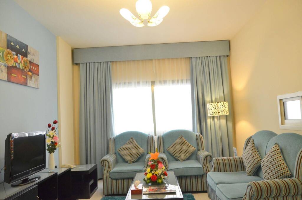 Al Shams Plaza Hotel Apartments