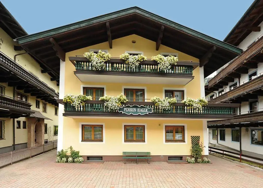 Hagers Apartments