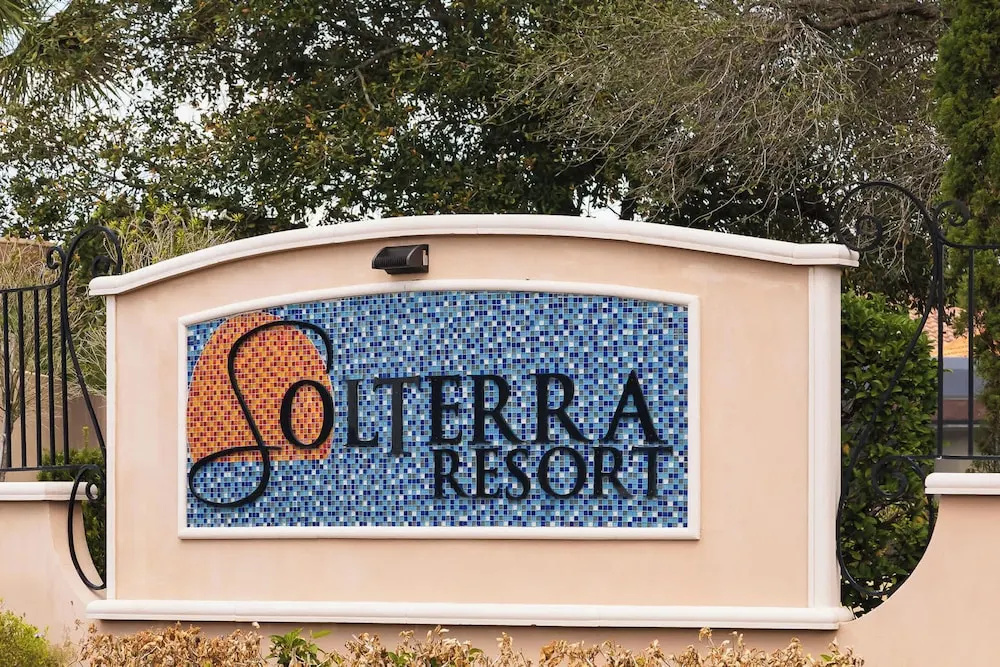Solterra Bliss - Resort Stay for 13 w/ Pool, Hot Tub & Game Room