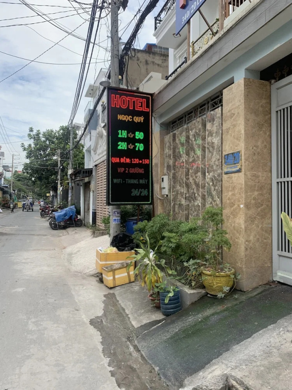 Ngoc Quy Hotel