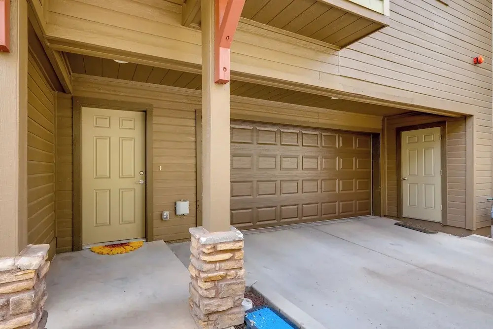 Spacious Retreat < 3 Mi to Downtown Flagstaff!