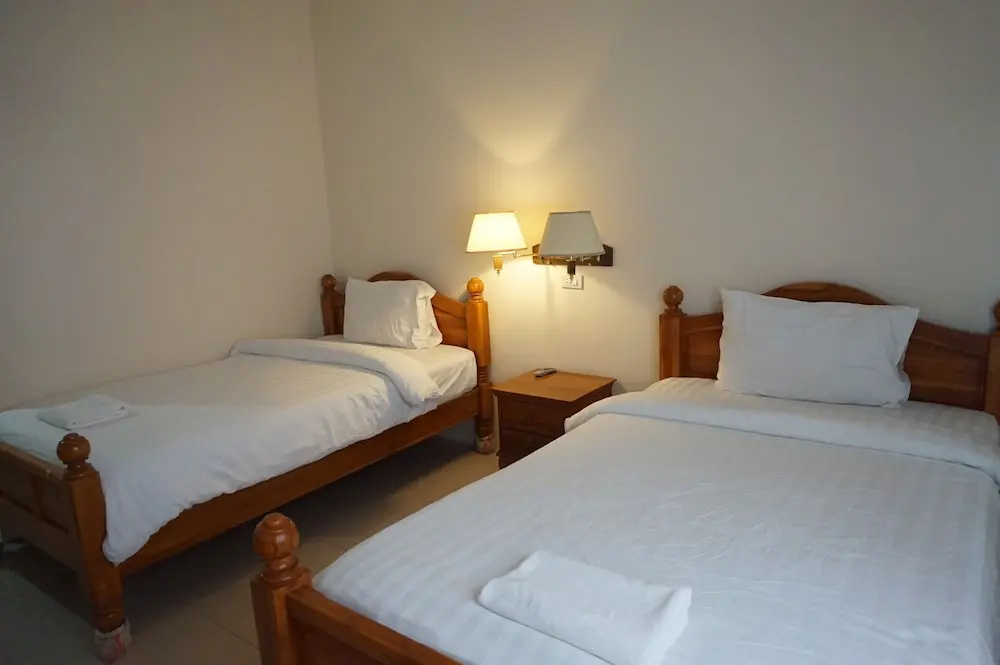 Standard Double room (twin beds)