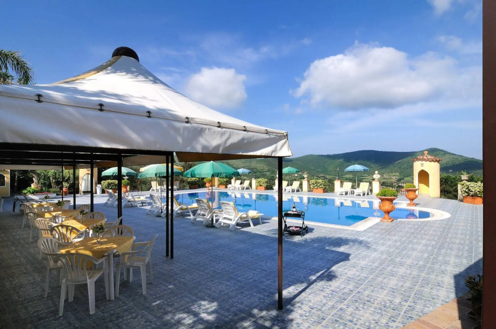 Hotel photo 14
