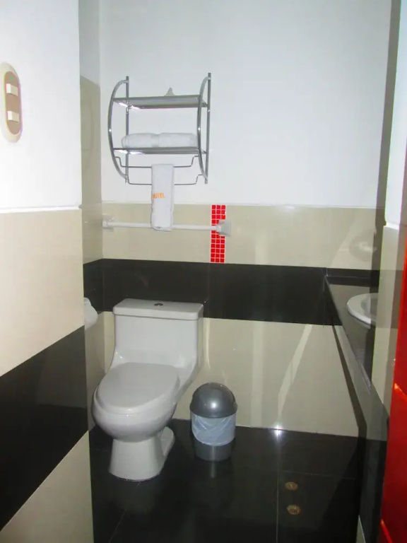 Ari's Hotel III - Chambres