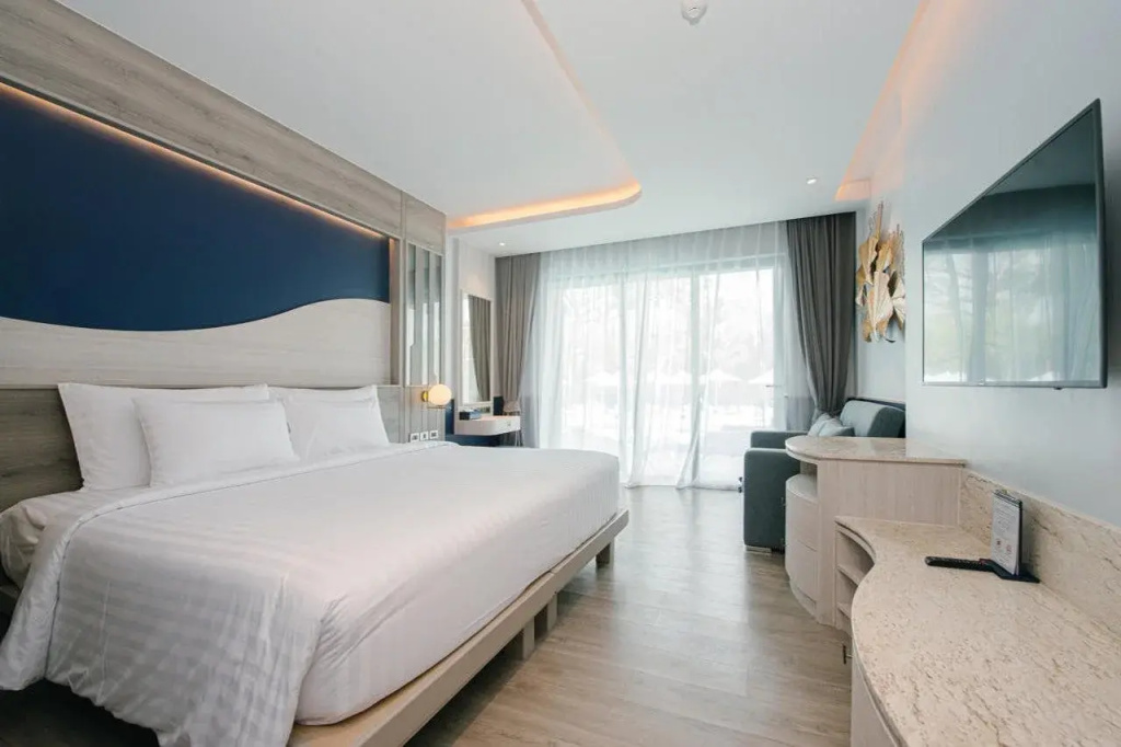 Seabed Grand Hotel Phuket — фото