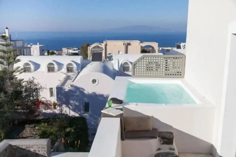 Balcony & Terrace