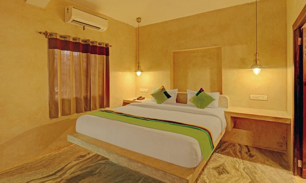 Treebo Trend Morjim Banyan Resort