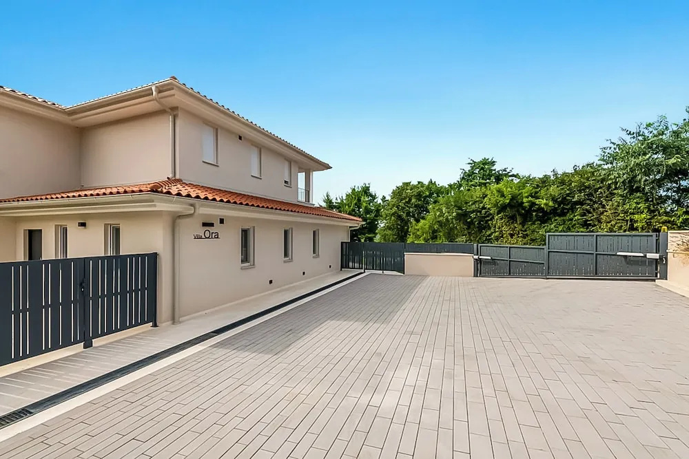 Villa Ora