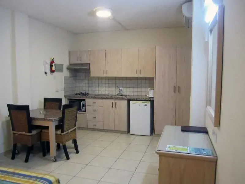 Senator Hotel Apartments - Adults Only - Chambres