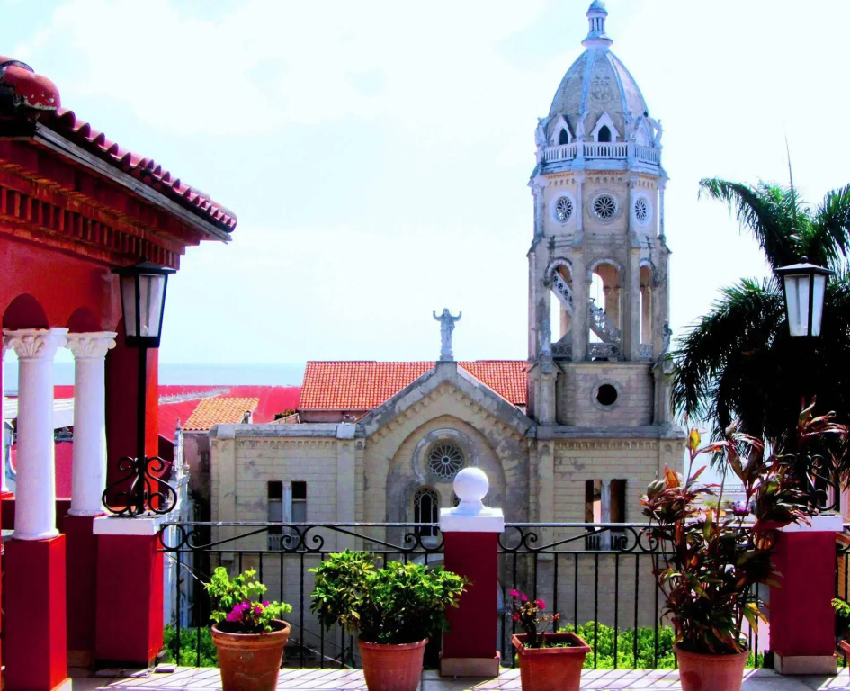 La Isabela Suites