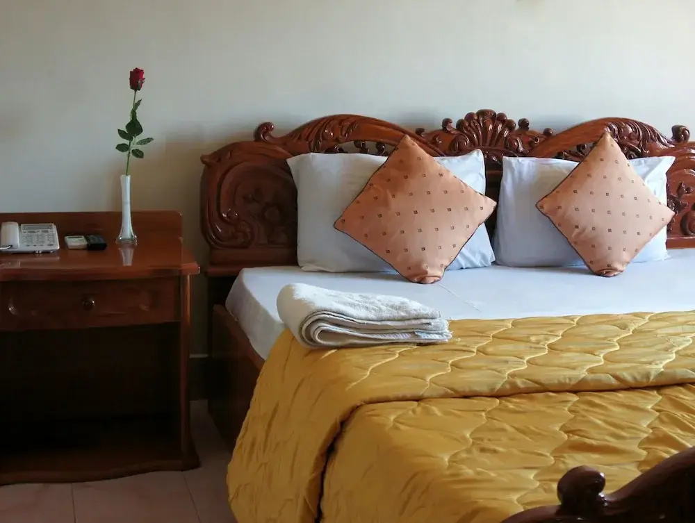 Deluxe Double room with balcony (full double bed)