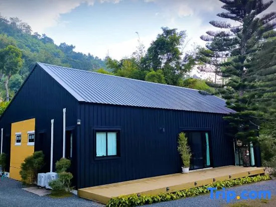 360 Black Cabin-Mountain View & Warm Mineral Pool