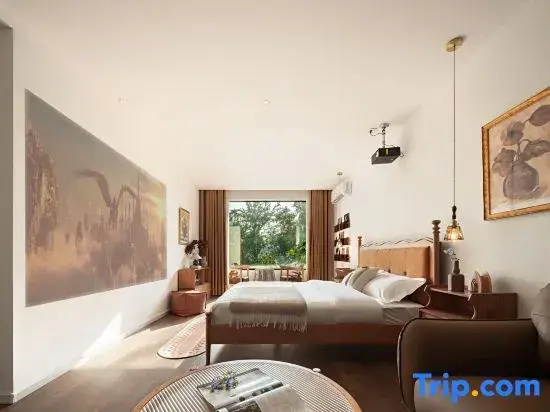 Standard Double room with river view (full double bed)