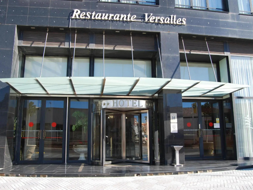 Hotel Marina Azul
