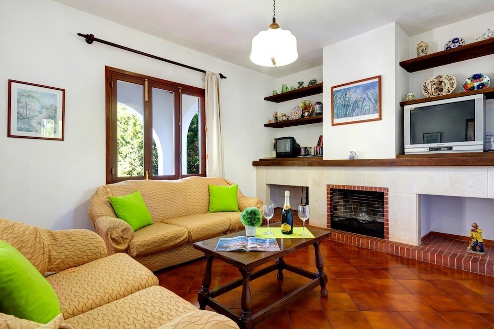 Villa Rocas — 3