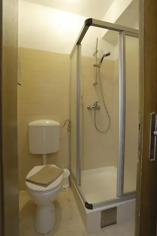 AlpenAdria Stadthotel - Chambres