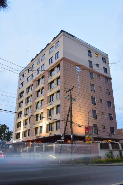 Razana Hotel