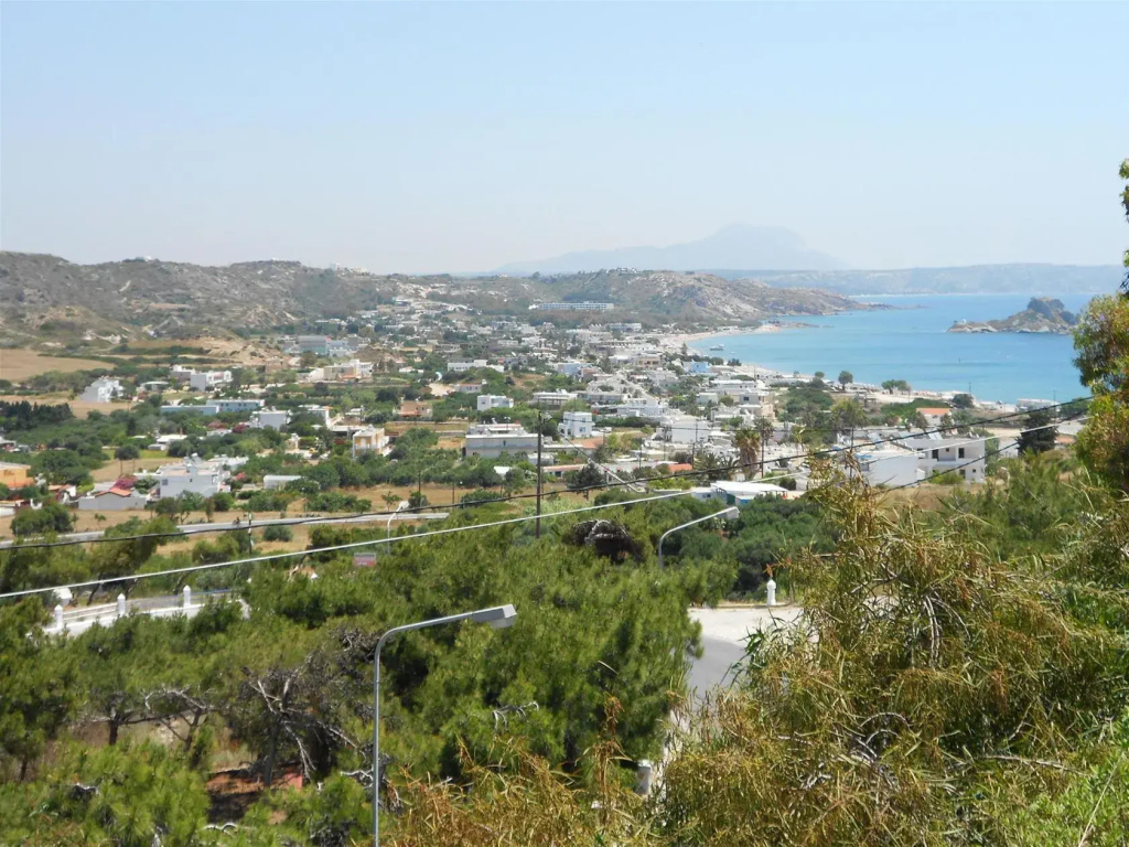 Beach & Waterfront