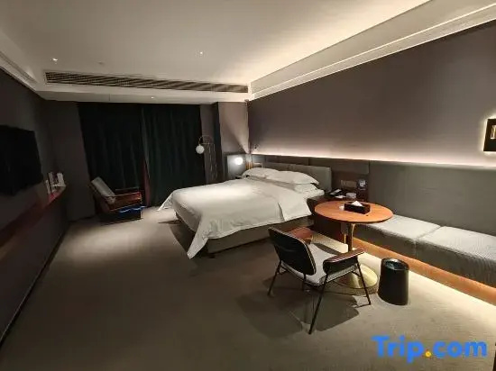 Luxury Double room (full double bed)