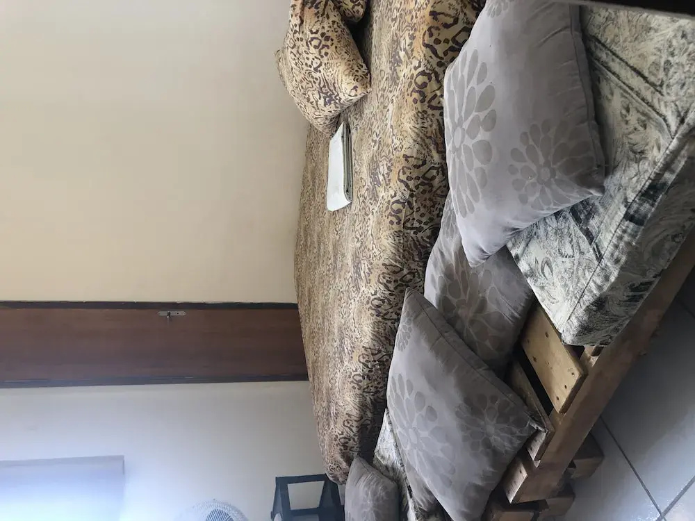 Economy Suite