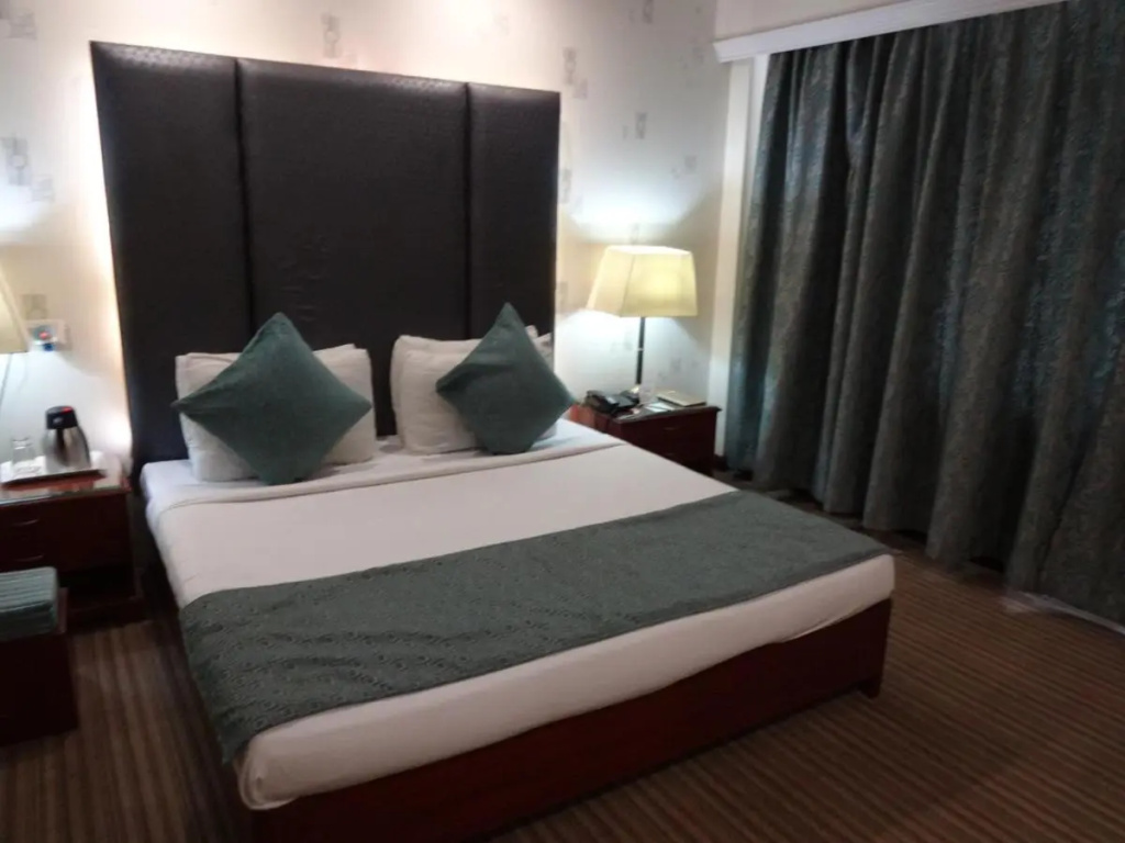 Hotel Celebration - Raipur - Général